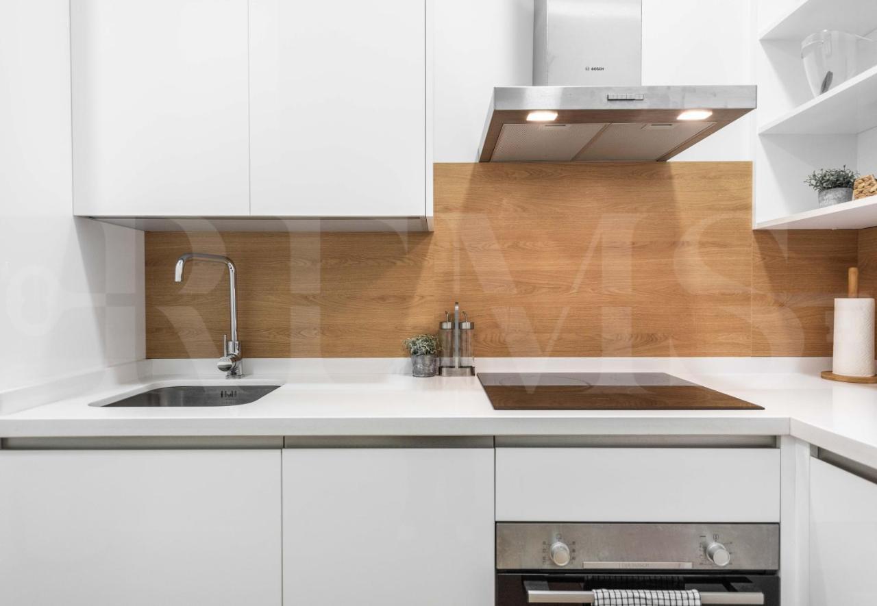 Dreamy Mediterranean Apartment With Parking - Center By Rems Málaga Eksteriør billede